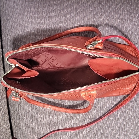 Elegant Red FURLA Crocodile-Embossed Handbag/Crossbody - Picture 13 of 16
